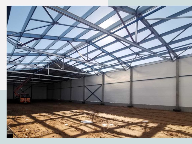 Строительство сенохранилищ в Мирном