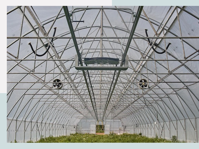 Строительство теплиц в Мирном