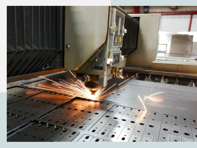 Лазерная резка металла в Мирном от 607 руб.